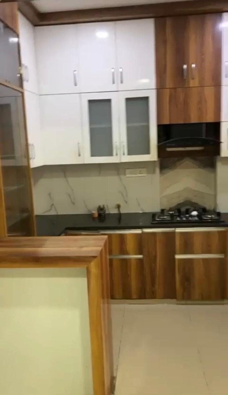 Himalaya Pride : 3 BHK Semi Furnished Flat For Rent in TechZone 4, Noida Extension