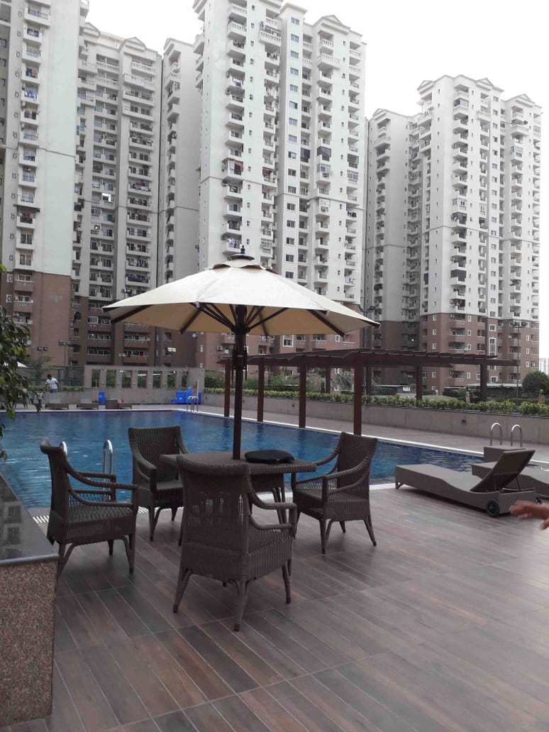 Hyde Park : 1BHK Semi Furnished Flat For Rent in Sector 78, Noida