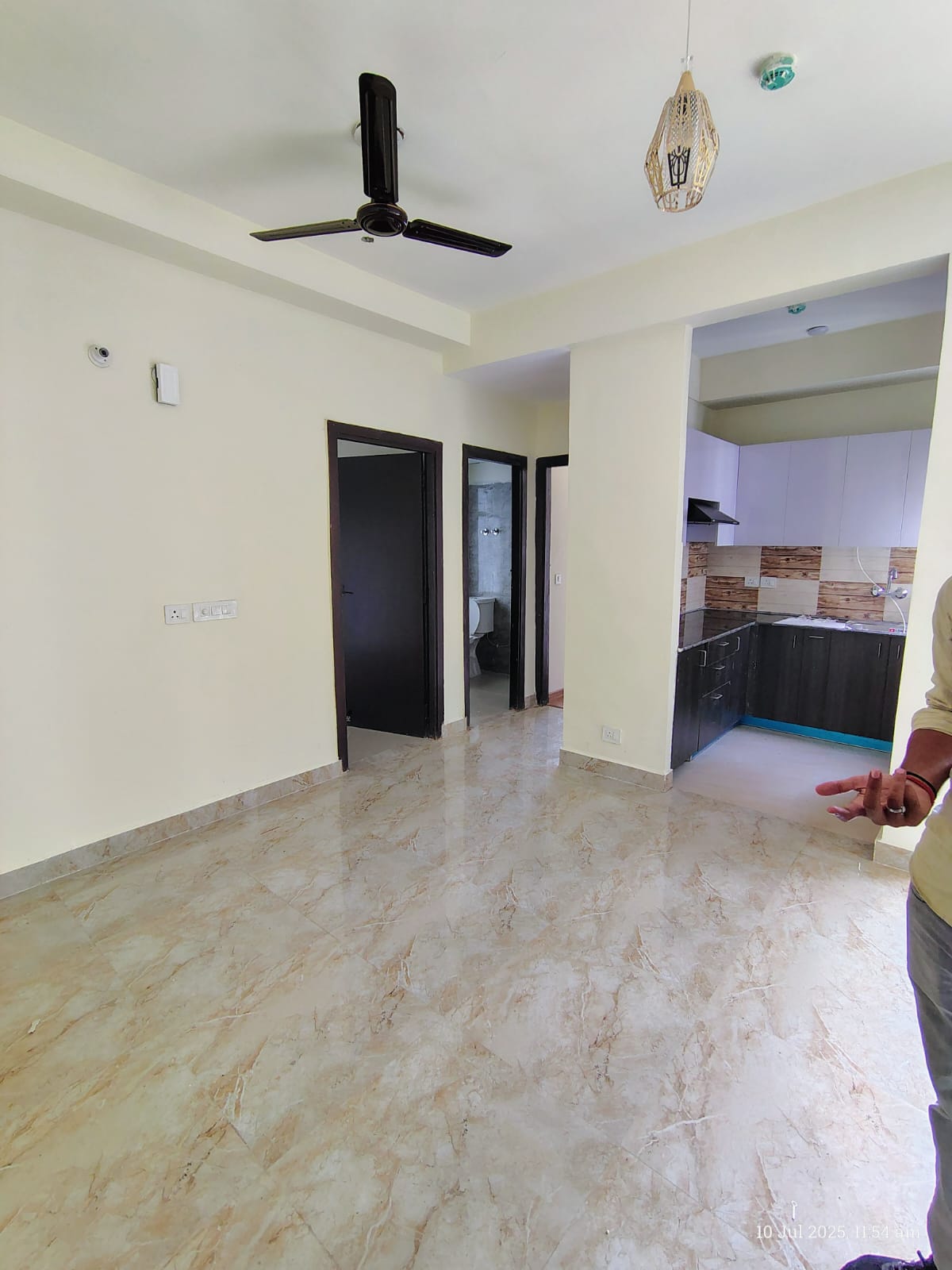 Amrapali Dream Valley : 2 BHK Semi Furnished Flat for rent in TechZone 4, Noida Extension (5)