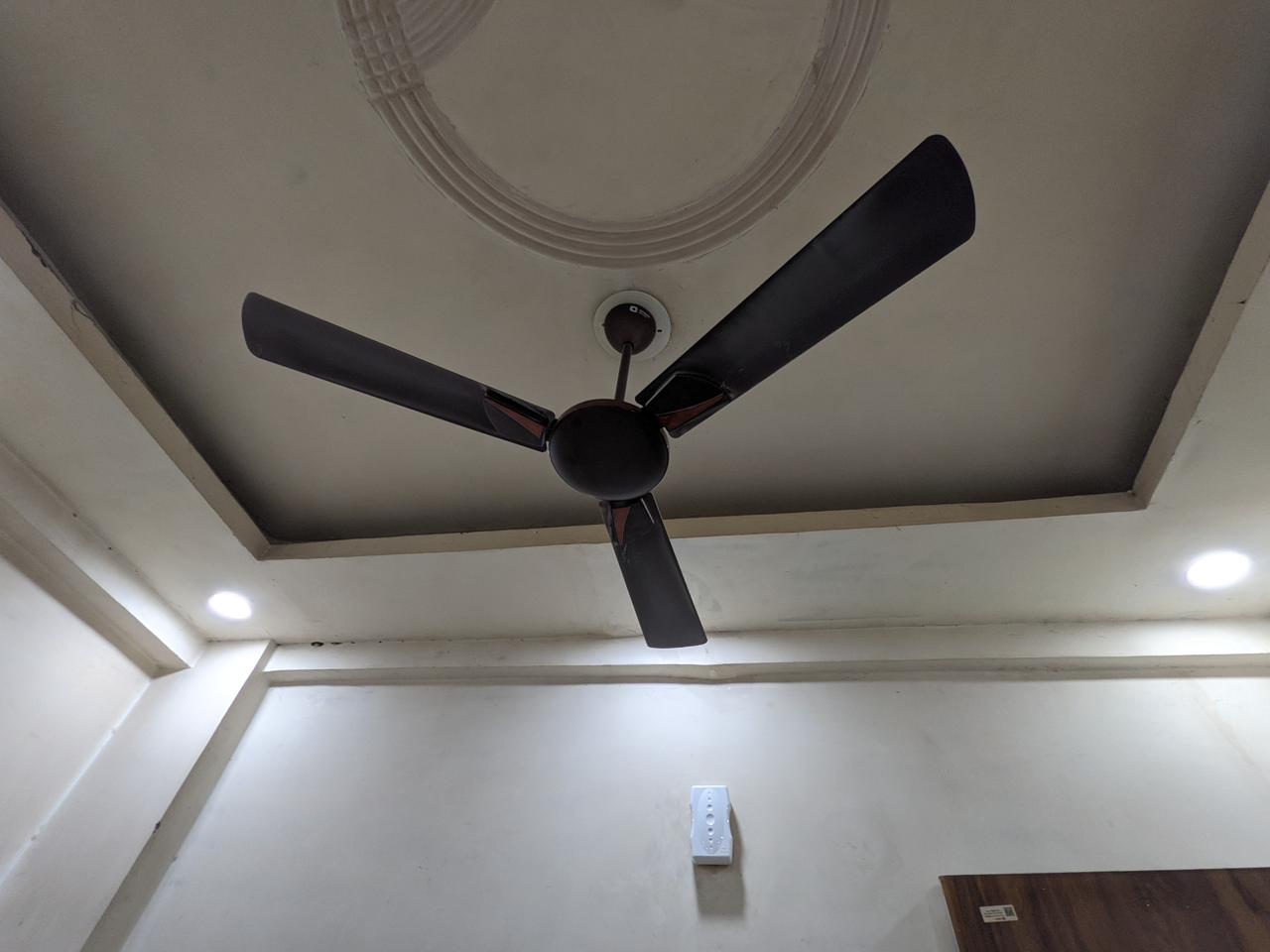 Krishna heights, Abhay Khand, Indirapuram, Ghaziabad : 1BHK Semi Furnished Builder Floor For Rent in Indirapuram, Ghaziabad
