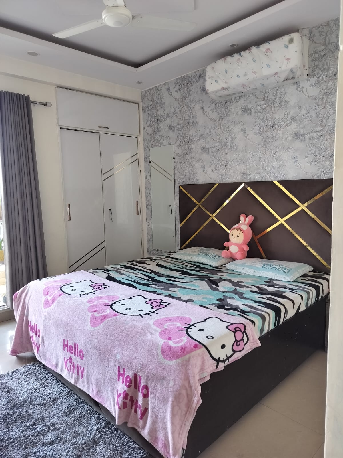 JM Florence : 2 BHK + Study Semi Furnished Flat For Sell in TechZone 4, Noida Extension