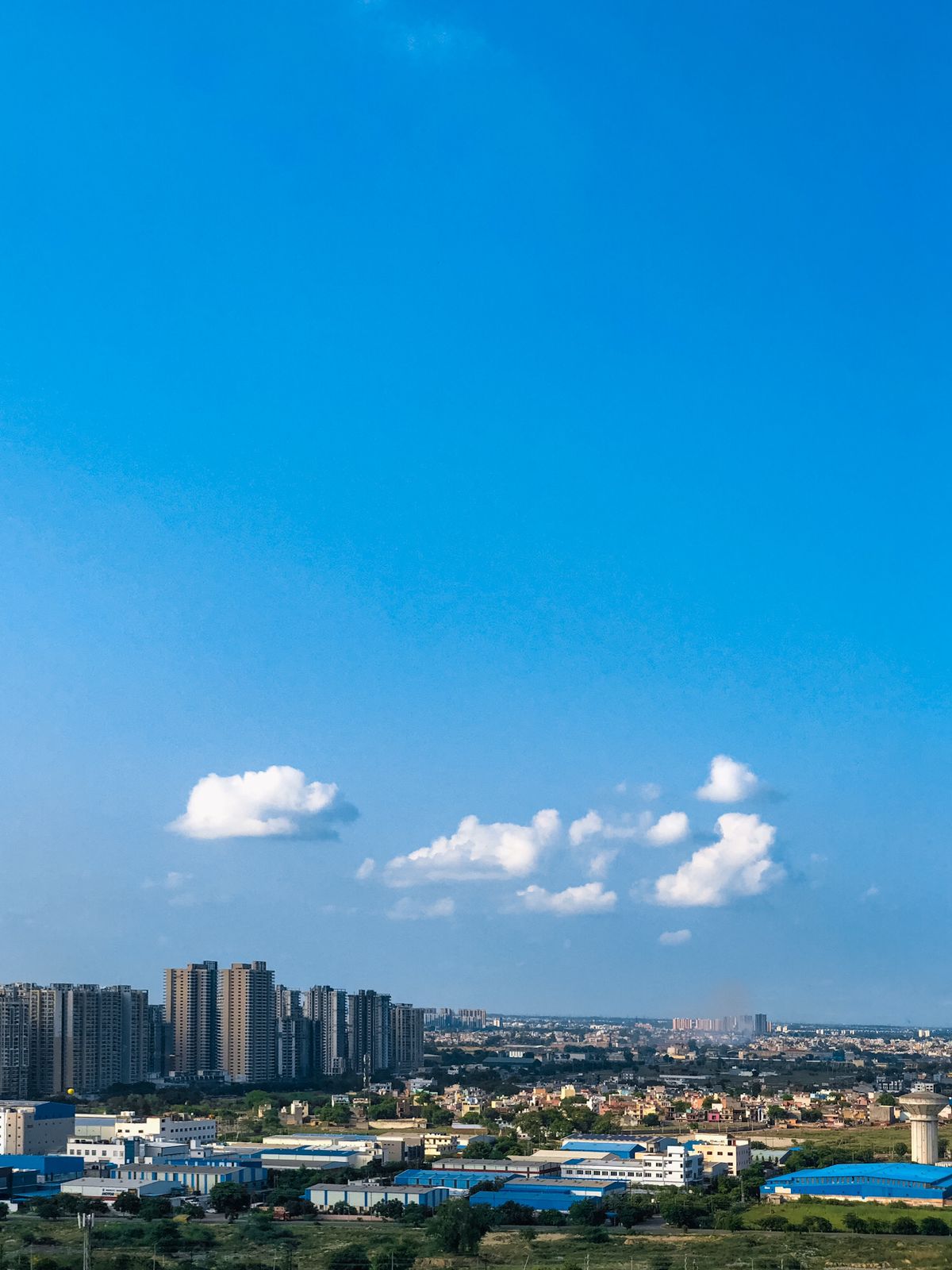 JM Florence : 2 BHK + Study Semi Furnished Flat For Sell in TechZone 4, Noida Extension