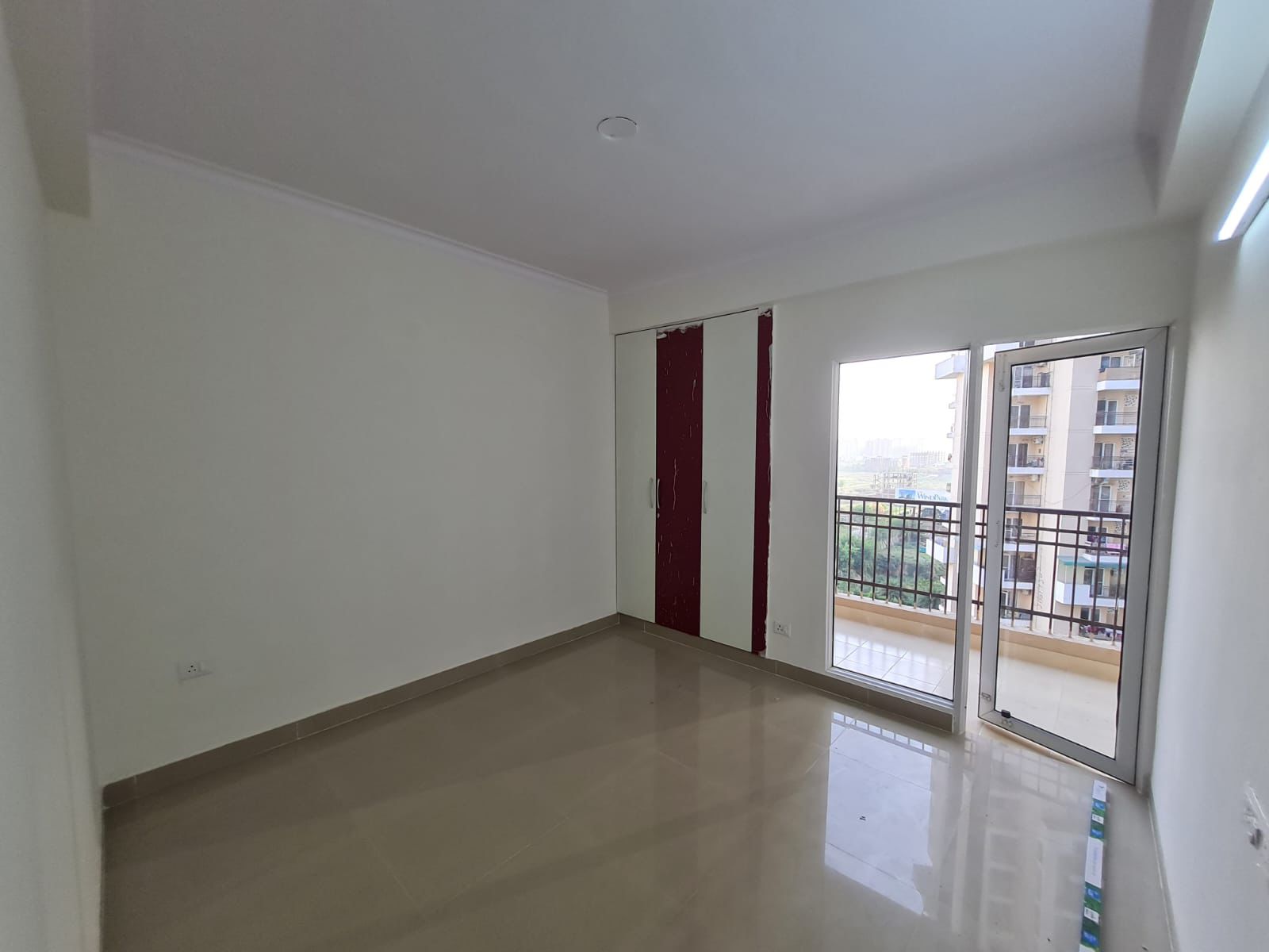 JM Florence : 4BHK Fully Furnished Flat For Rent in TechZone 4, Noida Extension