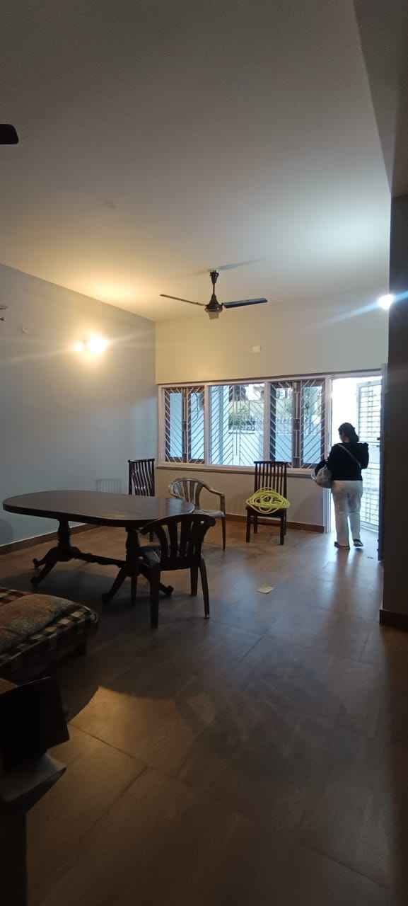 3C Lotus Boulevard : 2 BHK Semi Furnished Flat for rent in Sector 100, Noida