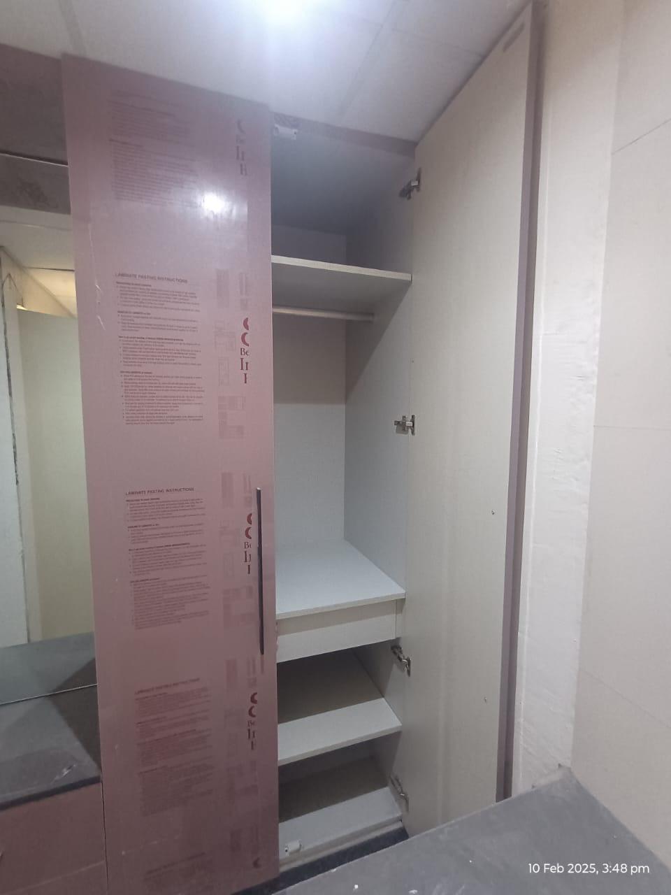Mahagun Mantra : 4BHK Semi Furnished Flat For Rent in Sector 10, Noida Extension