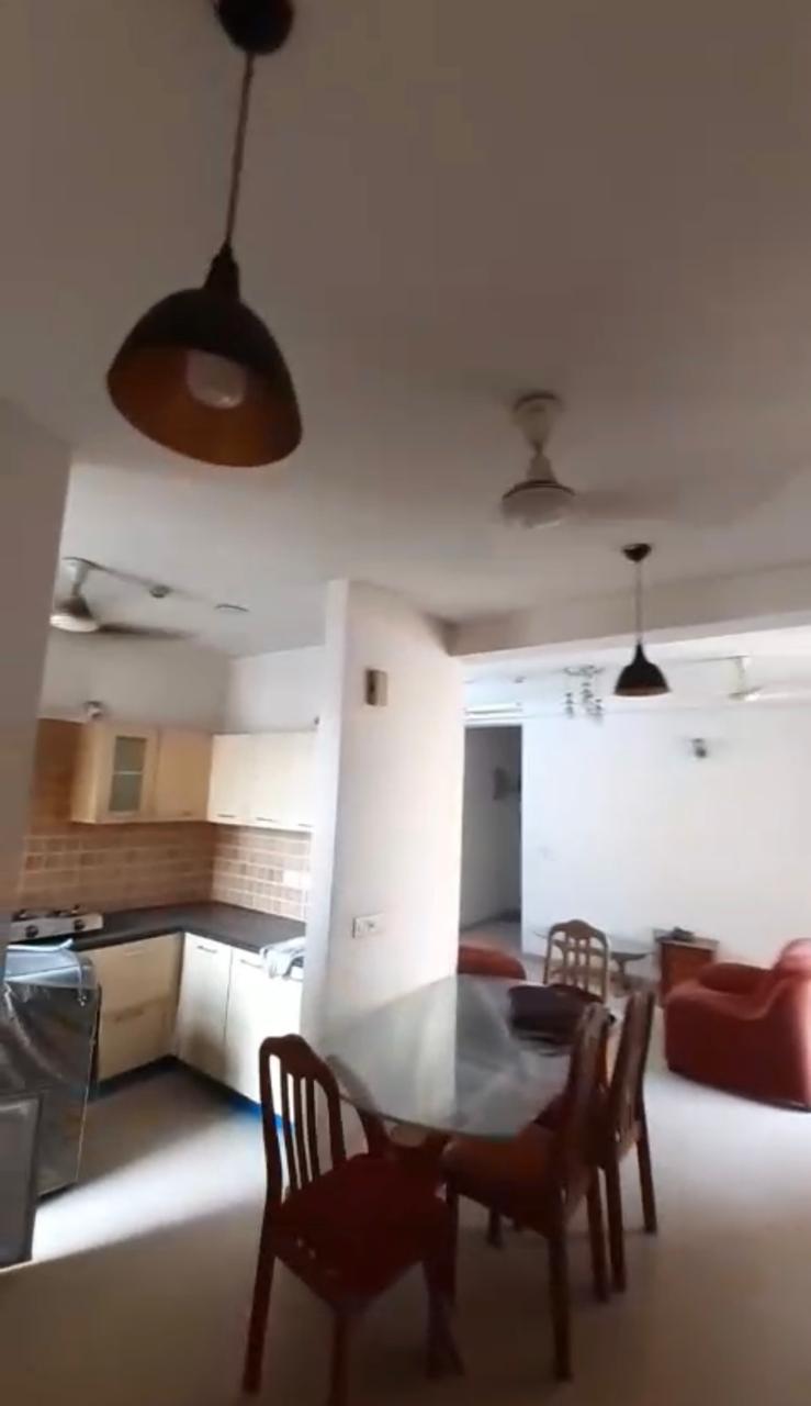 Mahagun Mywoods : 2BHK Fully Furnished Flat For Rent in Gaur City 2, Noida Extension