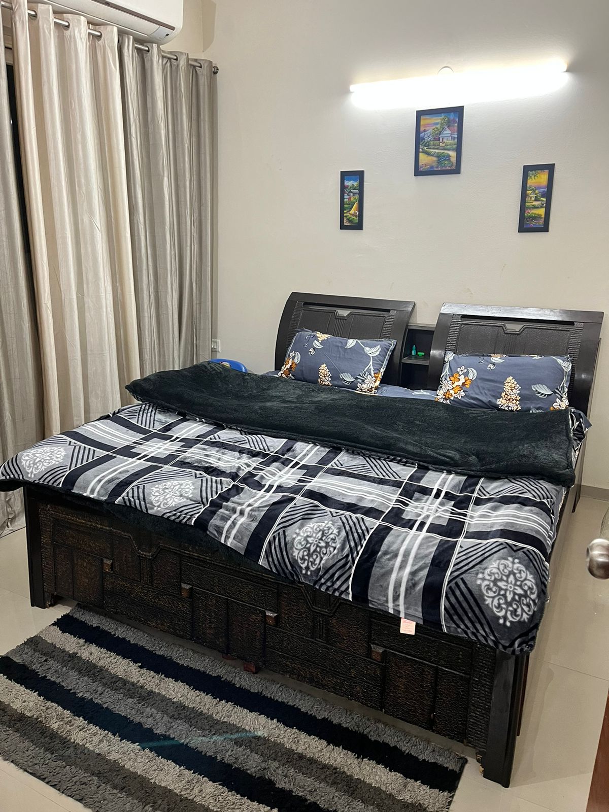 Mahagun Mywoods : 3 BHK Fully Furnished Flat For Rent in Gaur City 2, Noida Extension