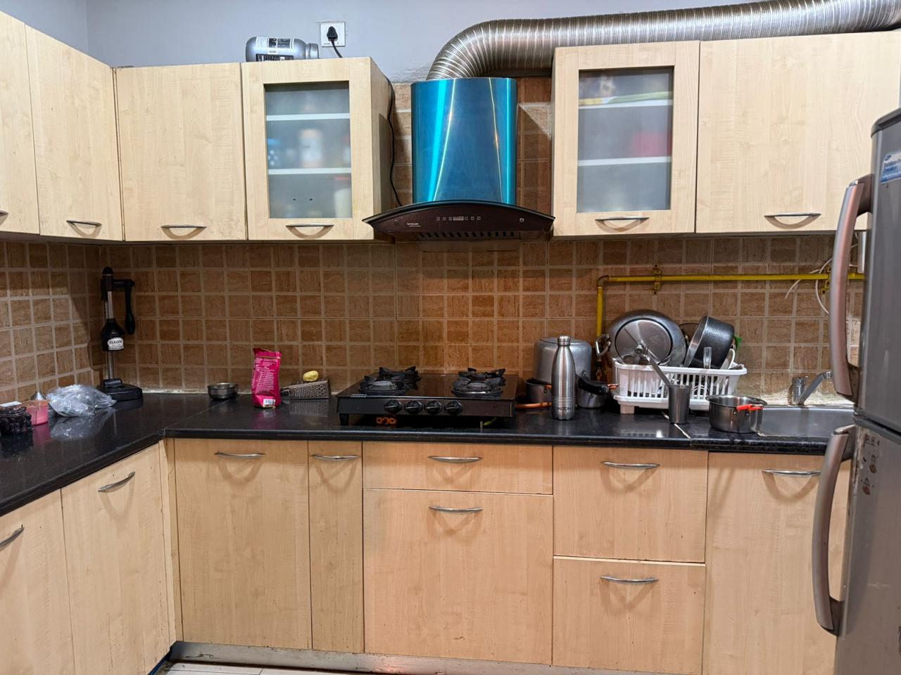 Mahagun Mywoods : 3BHK Semi Furnished Flat For Sell in Gaur City 2, Noida Extension