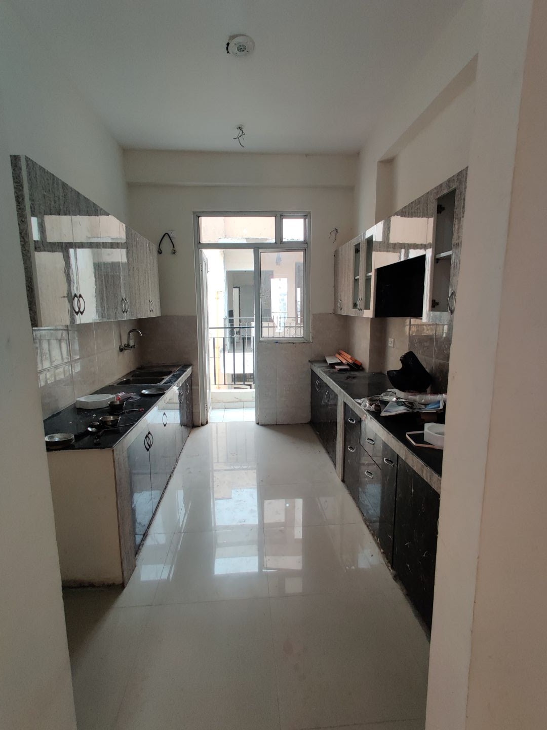 Nirala Aspire : 4BHK Semi Furnished Flat For Rent in Sector 16C, Noida Extension 