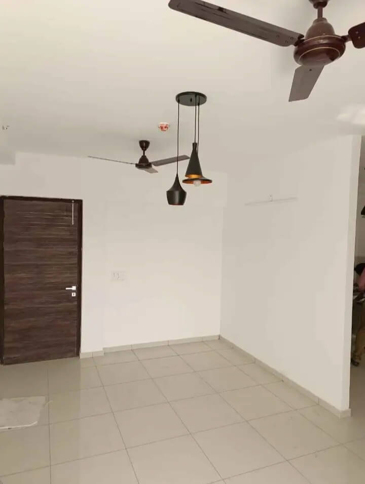 Nirala Estate : 3 BHK Flat for sale in TechZone 4, Noida Extension