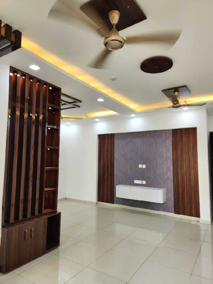 Nirala Estate : 3 BHK Flat for sale in TechZone 4, Noida Extension