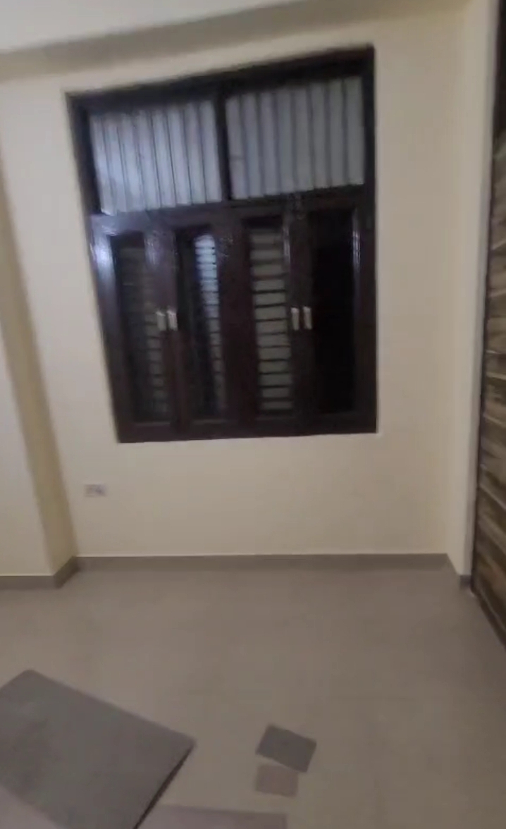 Mangalam Apartment : 1 BHK Semi Furnished Flat For Rent in Indirapuram, Ghaziabad