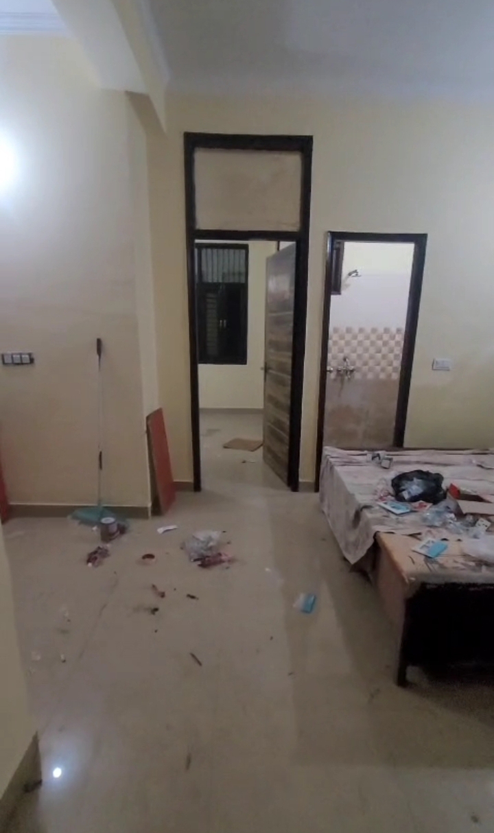 Mangalam Apartment : 1 BHK Semi Furnished Flat For Rent in Indirapuram, Ghaziabad