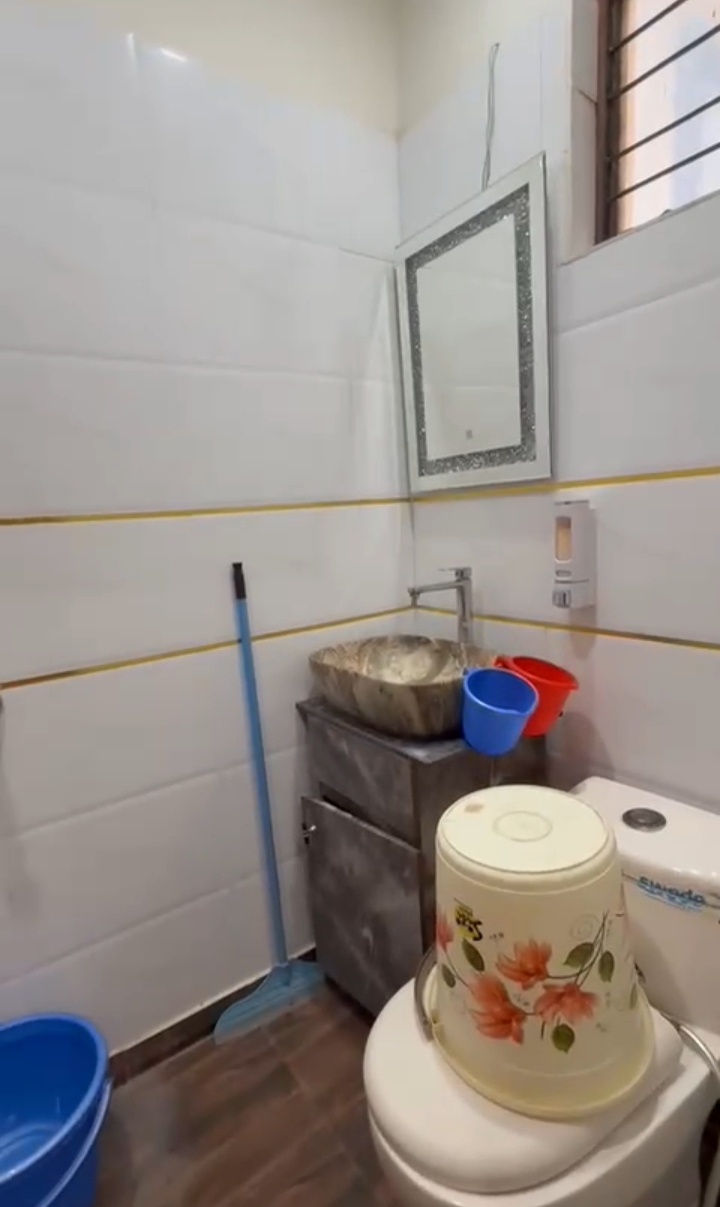 Niti Khand 1, Ghaziabad : 1BHK Fully Furnished Flat For Rent in Indirapuram, Ghaziabad