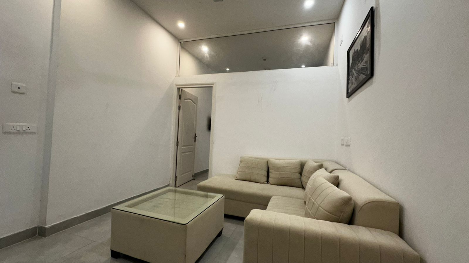 Nx One : 1 BHK Fully Furnished Flat For Rent in TechZone 4, Noida Extension