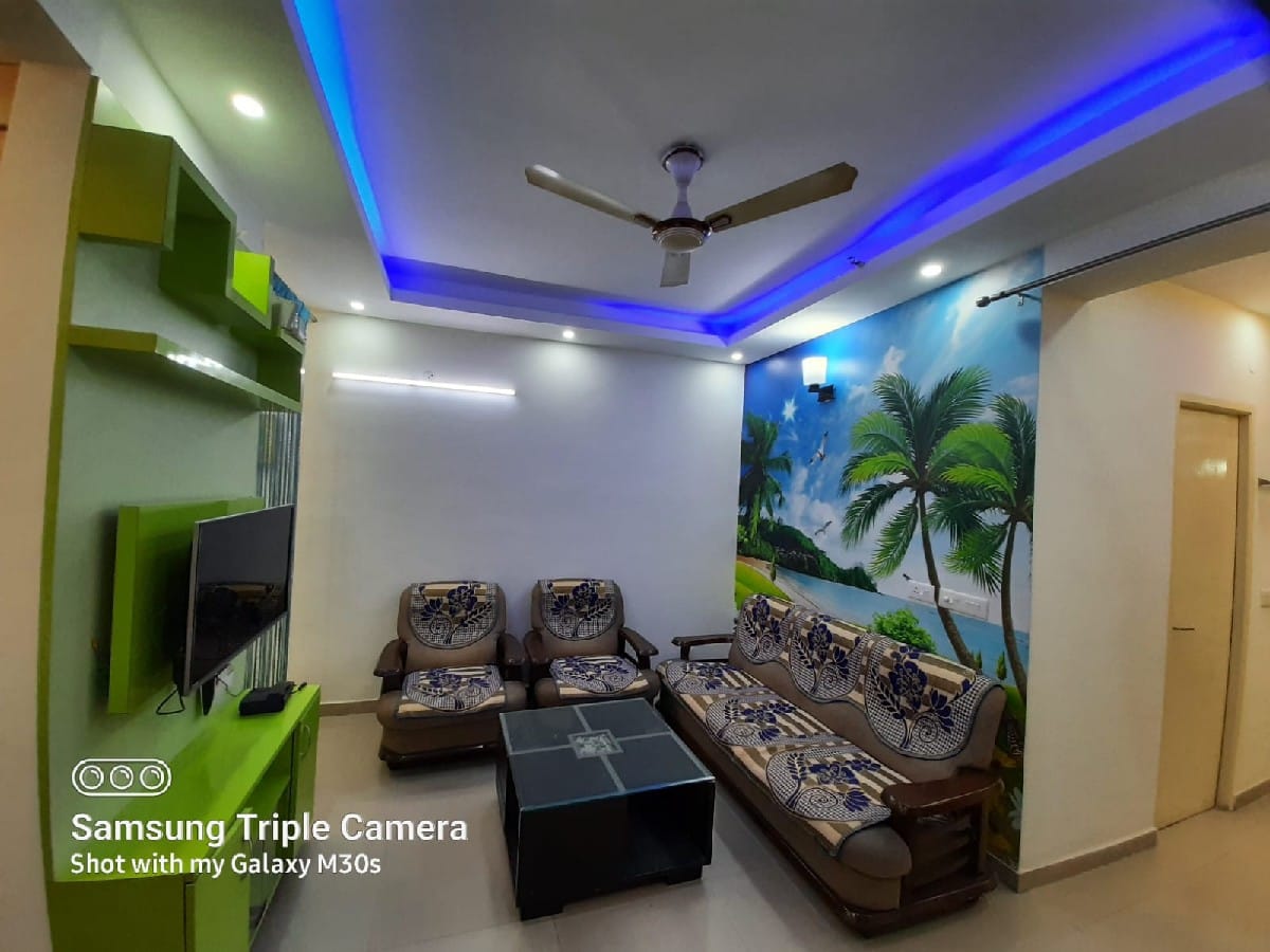 Palm Olympia : 2BHK Fully Furnished Flat For Rent in Gaur City 2, Noida Extension