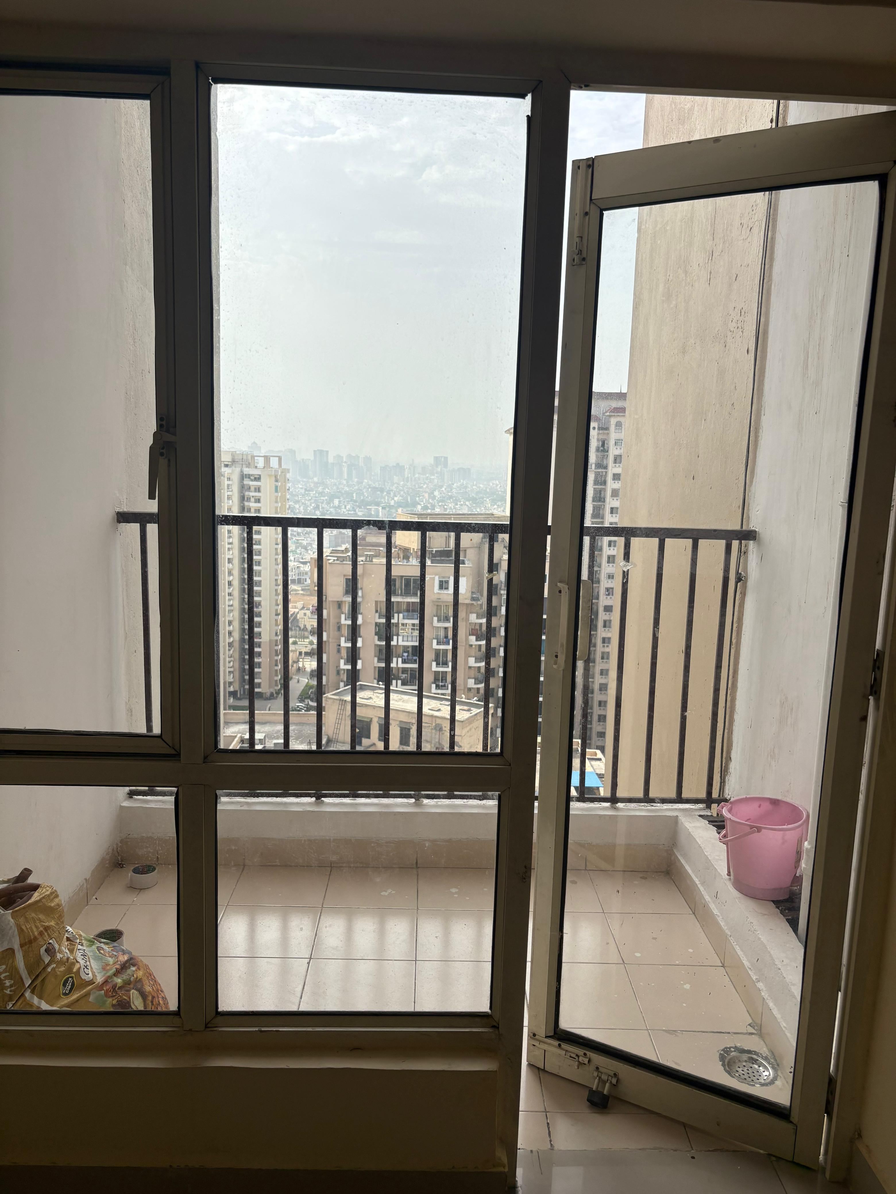 Panchsheel Greens 2: 2 BHK Flat for sale in Sector 16B, Greater Noida West
