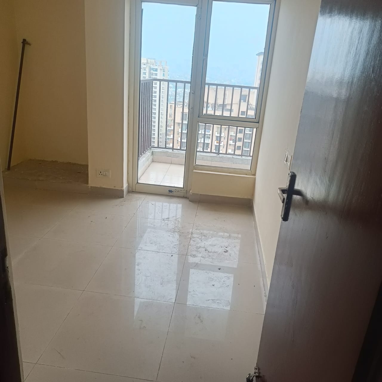 Panchsheel Greens 2: 2 BHK Flat for sale in Sector 16B, Greater Noida West