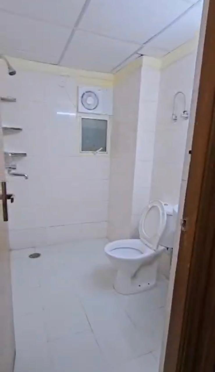 Panchsheel Greens 2 : 2 BHK Semi Furnished Flat For Rent in Sector 16B, Noida Extension