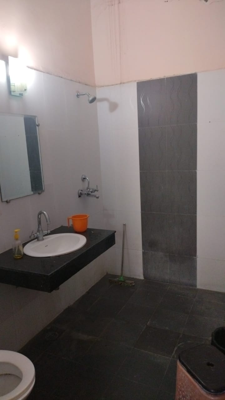 Paramount Golf Foreste : 3 BHK Villa for rent in Sector Zeta 1, Greater Noida