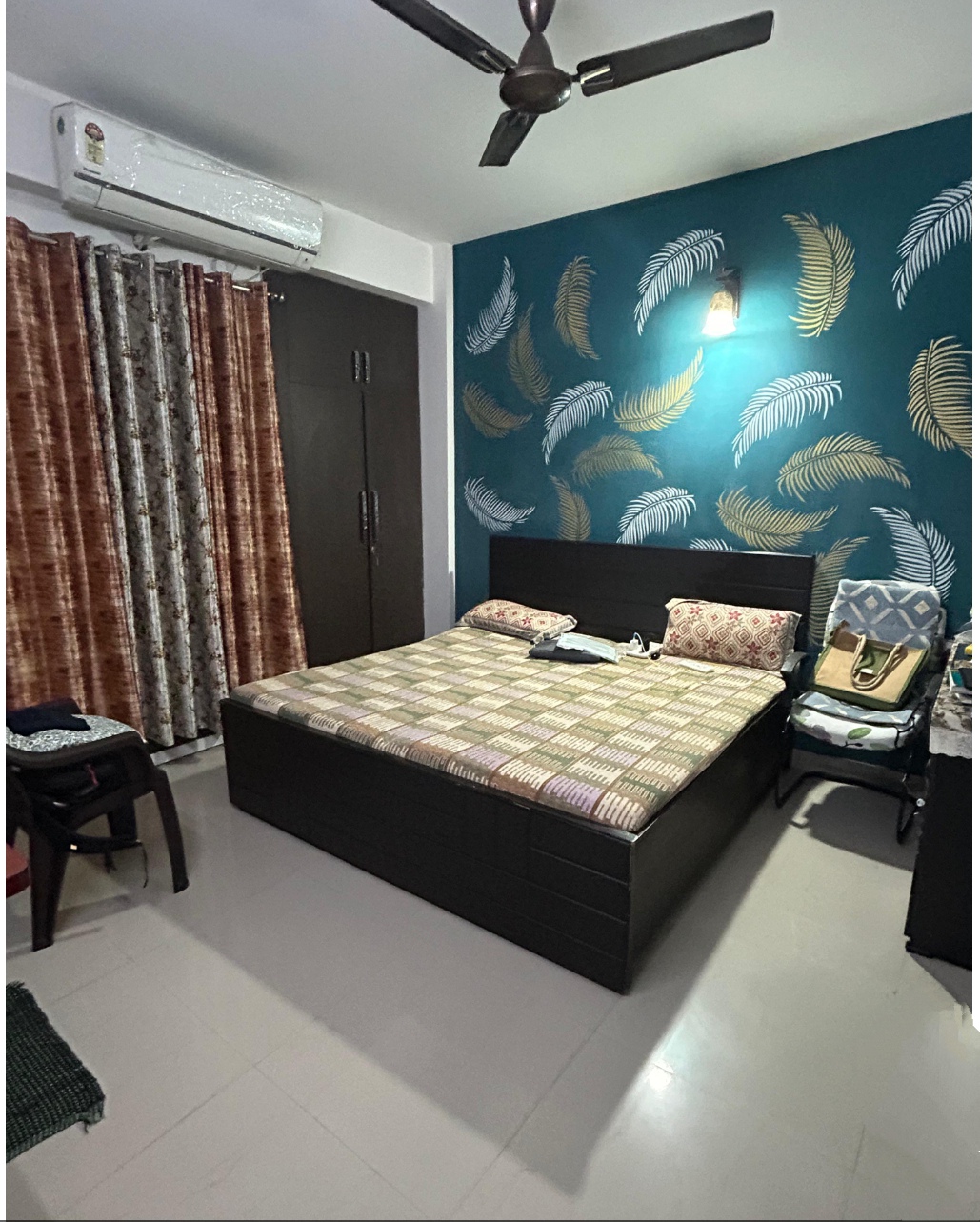 Paras Seasons : 3 BHK Flat for sale in Sector 168, Noida