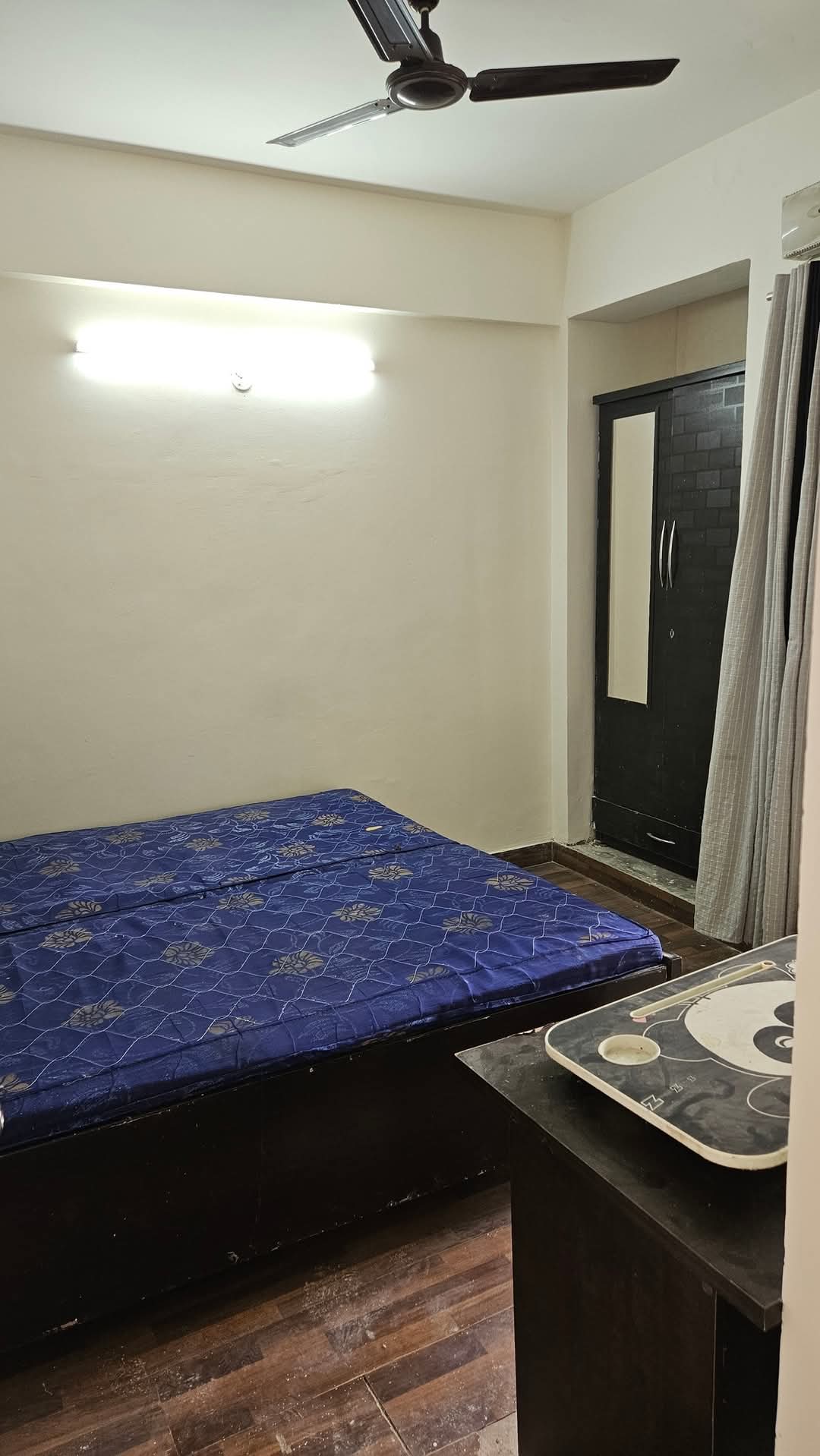 Paras Tierea : 2 BHK Flat for sale in Sector 137, Noida
