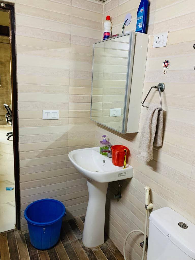 Pristine Avenue : 2 BHK Fully Furnished Flat for rent in Gaur City 2, Noida Extension