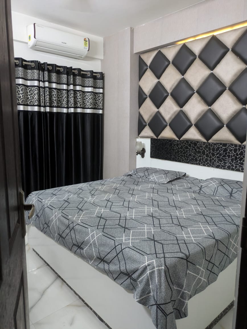 Pristine Avenue : 2BHK Semi Furnished Flat For Sell in Gaur City 2, Noida Extension