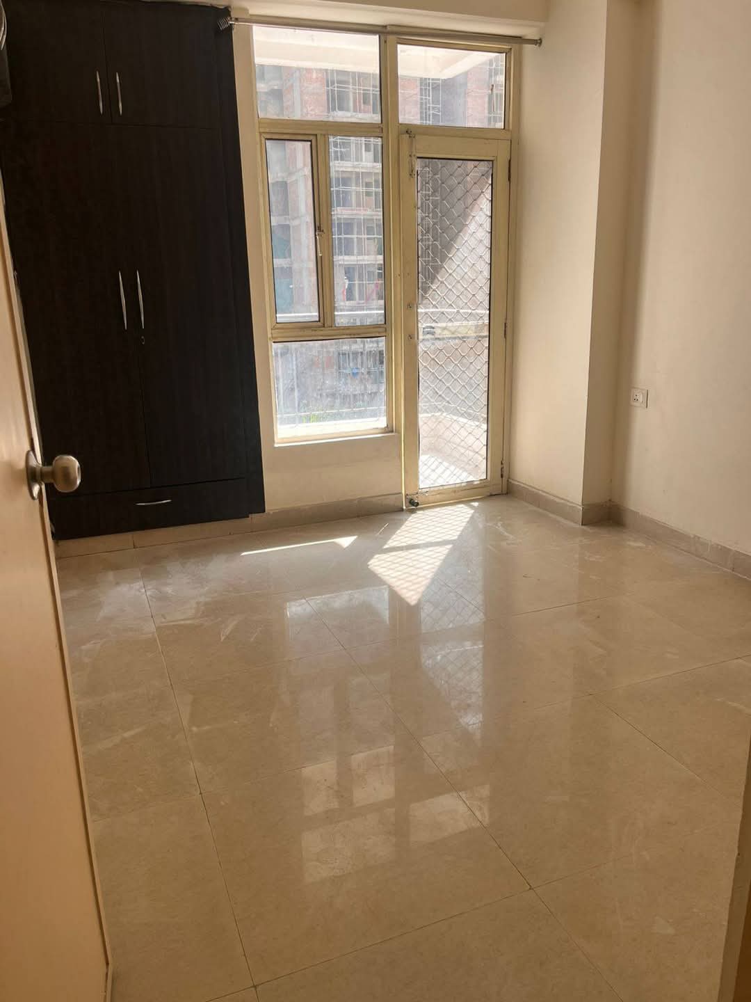 Radico Vedantam : 2 + 1 BHK Semi Furnished Flat for rent in Sector 16C, Noida Extension