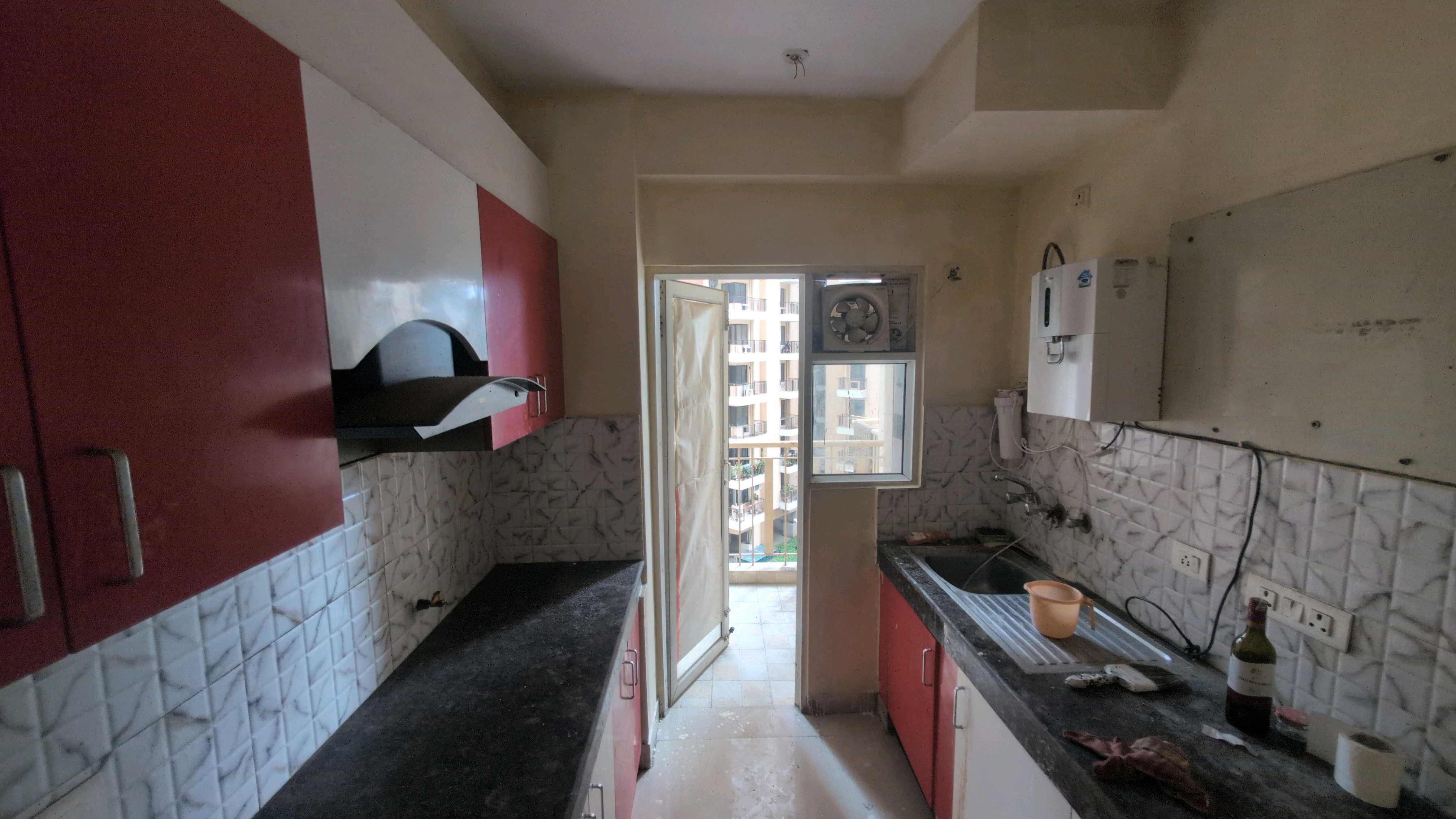 French apartment :  2 BHK Semi Furnished flat Available for Rent in Sector 16B, Noida Extension 
