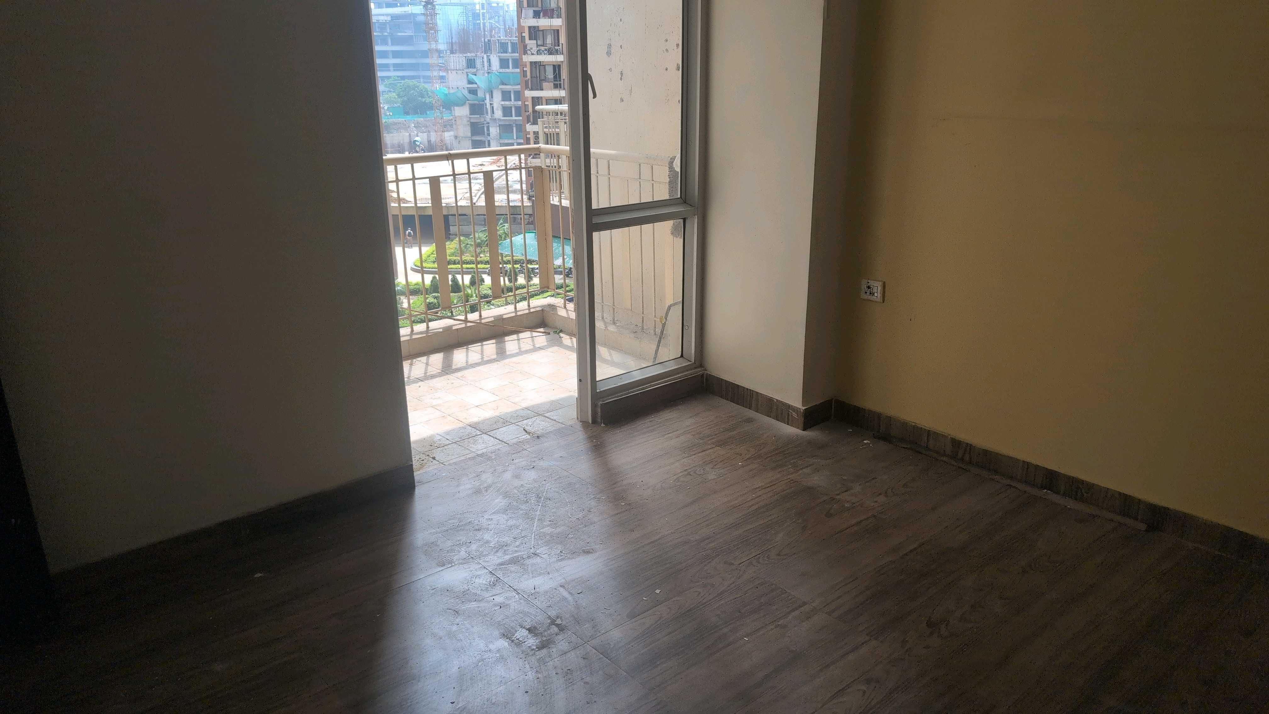 French apartment :  2 BHK Semi Furnished flat Available for Rent in Sector 16B, Noida Extension 