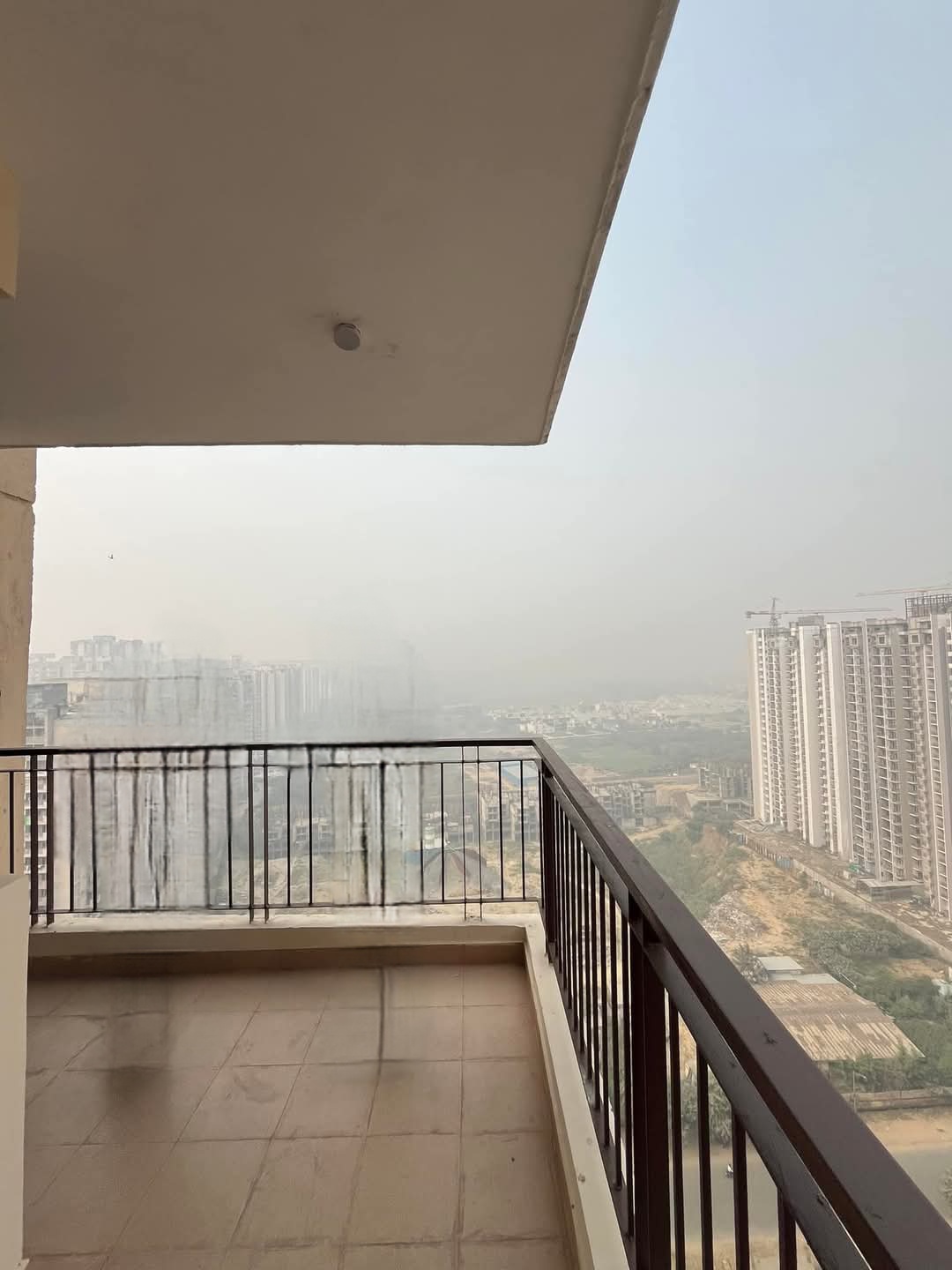 RG Luxury Homes : 3 BHK Flat for sale in Sector 16B, Noida Extension
