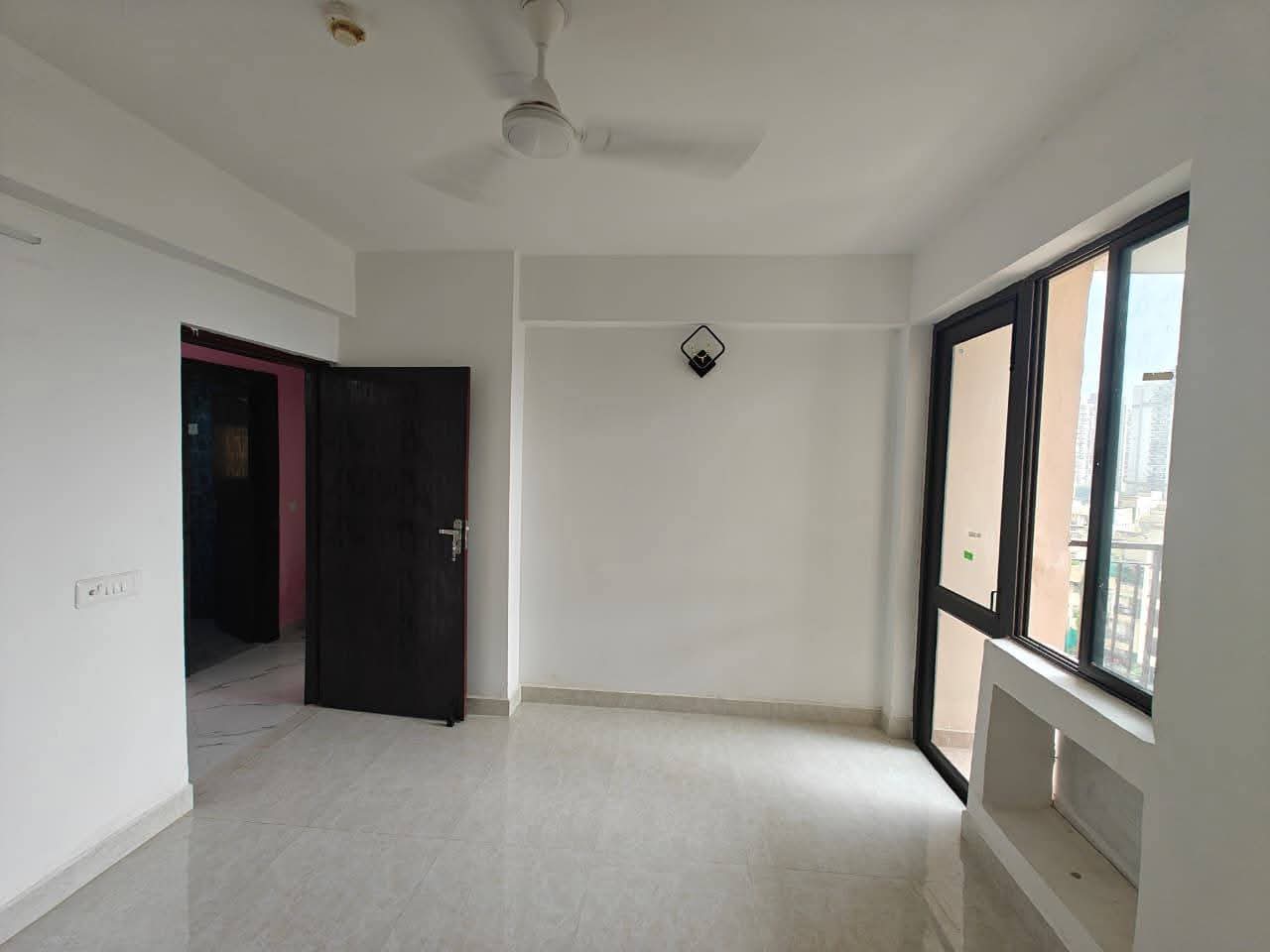 RG Luxury Homes : 3BHK Semi Furnished Flat For Rent in Sector 16B, Noida Extension