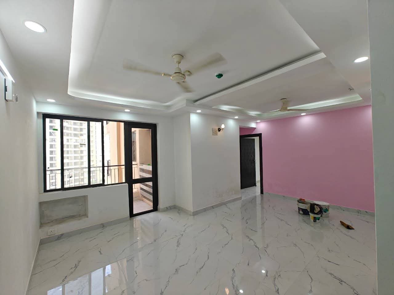 RG Luxury Homes : 3BHK Semi Furnished Flat For Rent in Sector 16B, Noida Extension