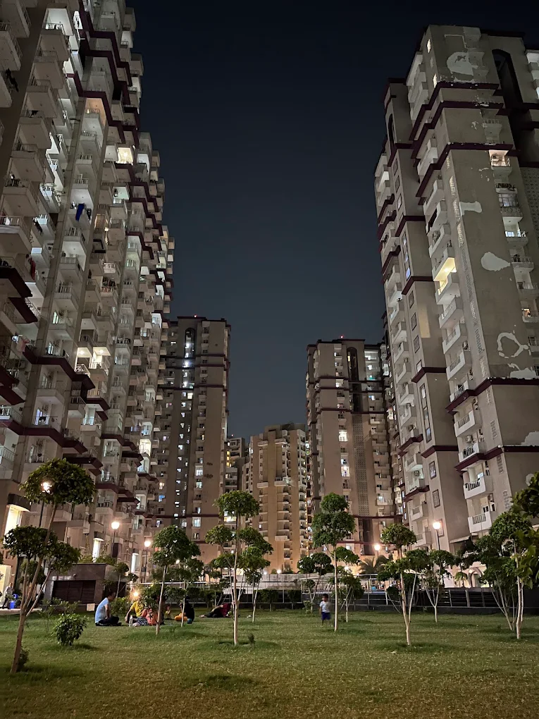 Samridhi Grand Avenue : 3 BHK Flat Flat for sale in Techzone IV, Greater Noida West