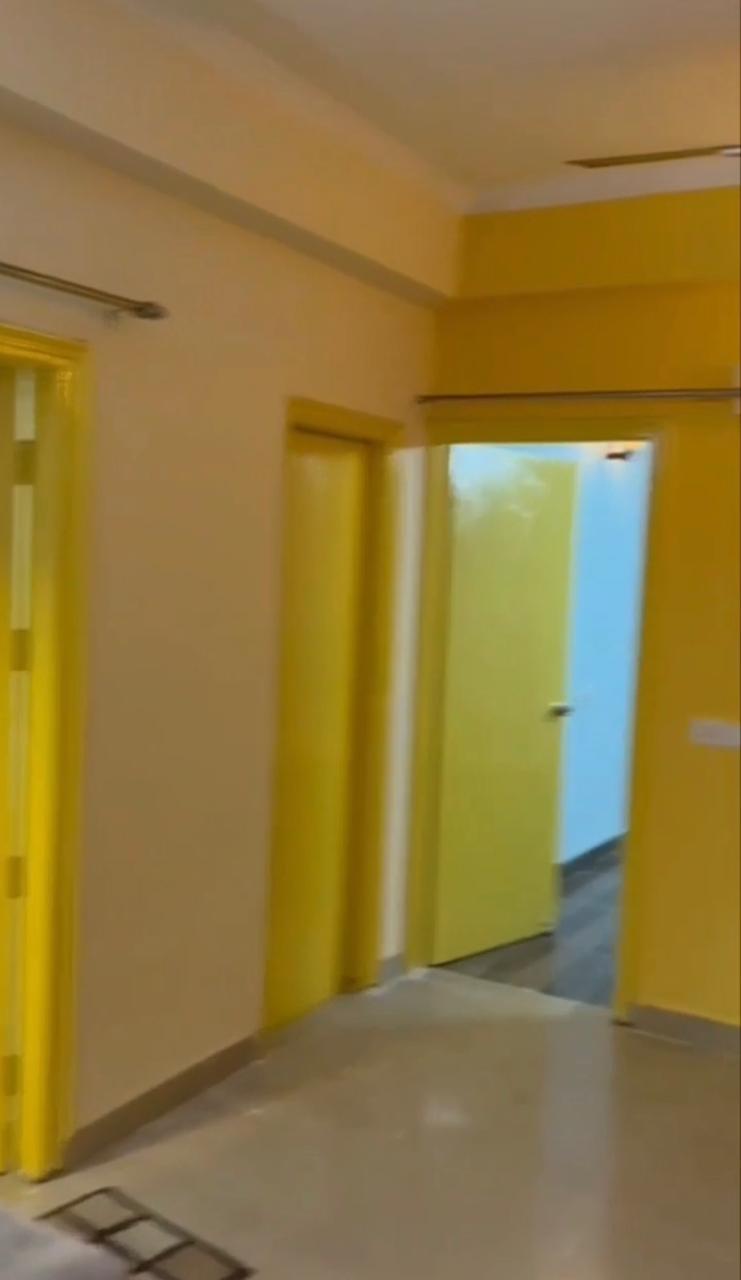 Saviour GreenArch : 2 BHK Fully Furnished Flat For Rent in TechZone 4, Noida Extension