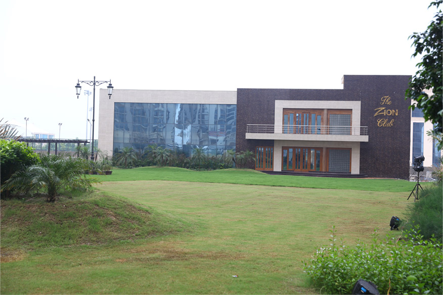 Saya Zion : 3BHK Semi Furnished Flat For Sell in Gaur City  1, Noida Extesion