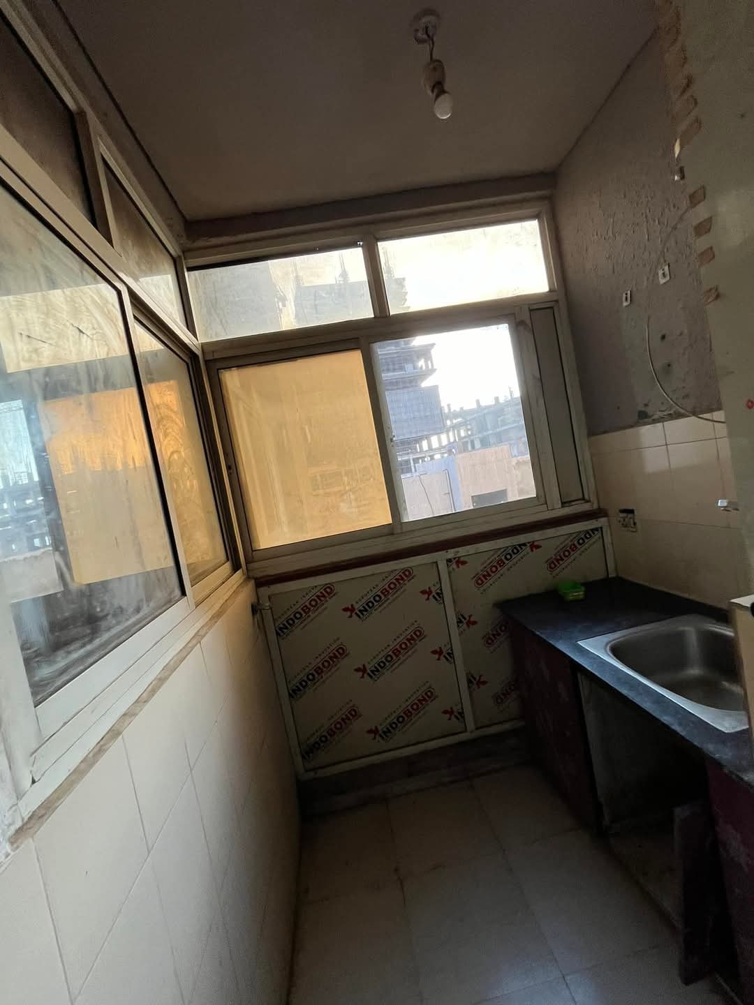 Shri Radha Sky Gardens : 3 BHK Furnished Flat for rent in Sector 16B, Noida Extension