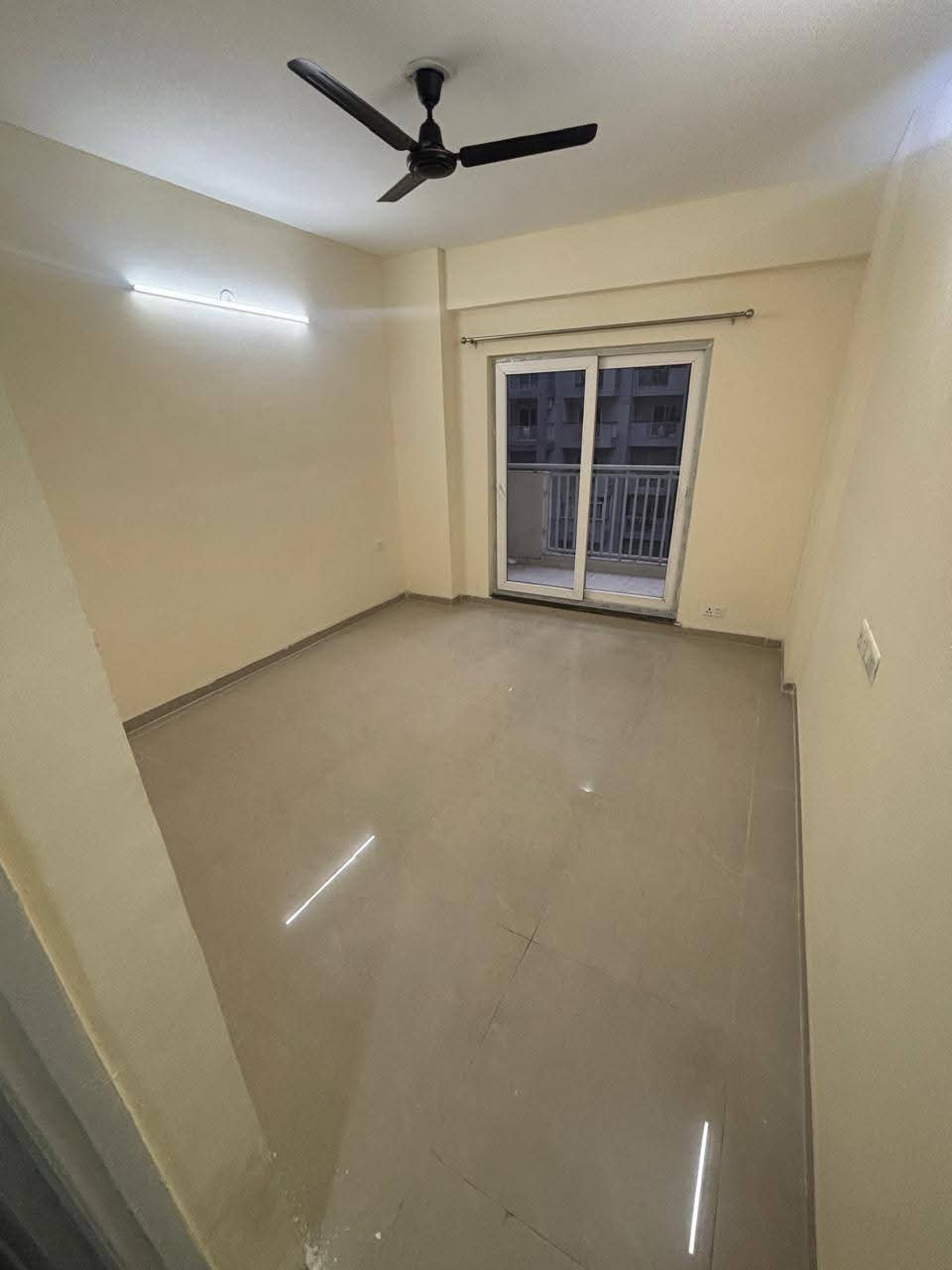 Shri Radha Sky Gardens : 3 BHK Semi Furnished Flat for rent in Sector 16B, Noida Extension