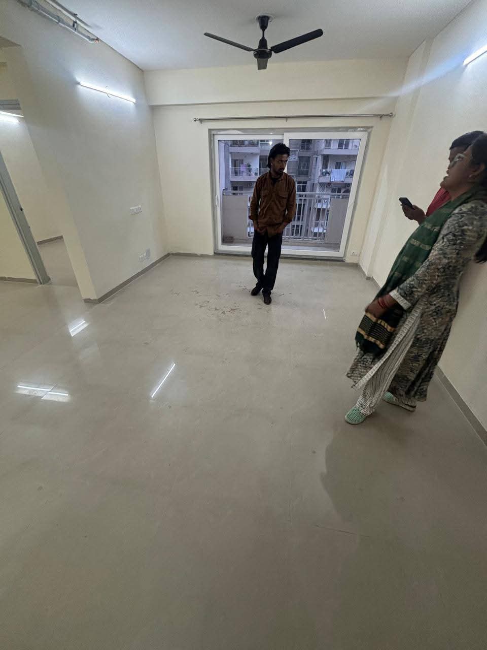 Shri Radha Sky Gardens : 3 BHK Semi Furnished Flat for rent in Sector 16B, Noida Extension