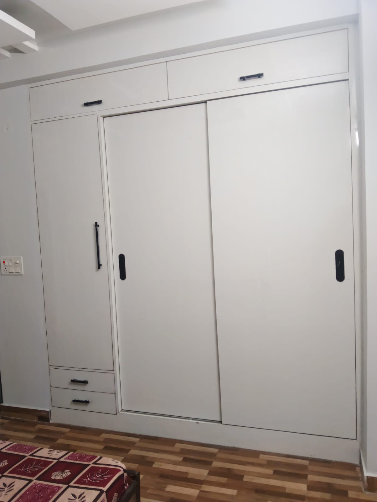 Sindhuja Green : 2 BHK Fully Furnished Builder Floor For Rent in Sector 10, Noida Extension