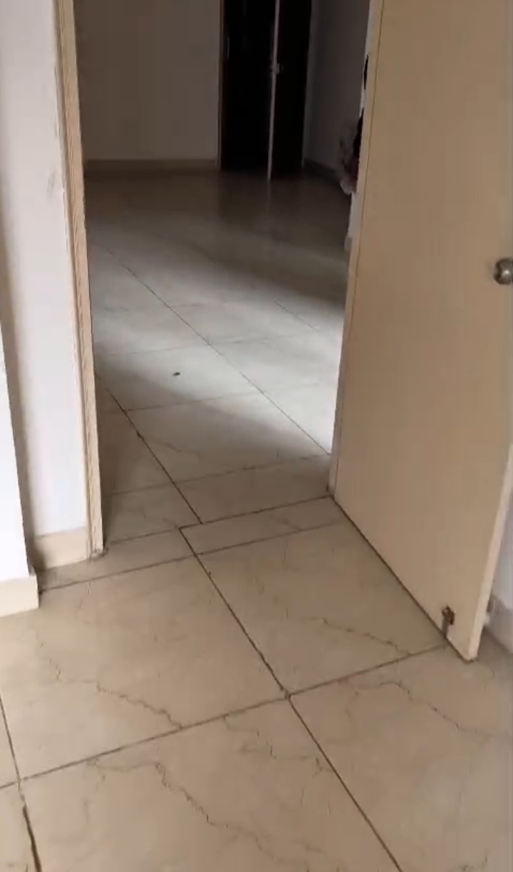 SKA Greenarch : 3BHK Semi Furnished Flat For Rent in Sector 16B,  Noida Extension