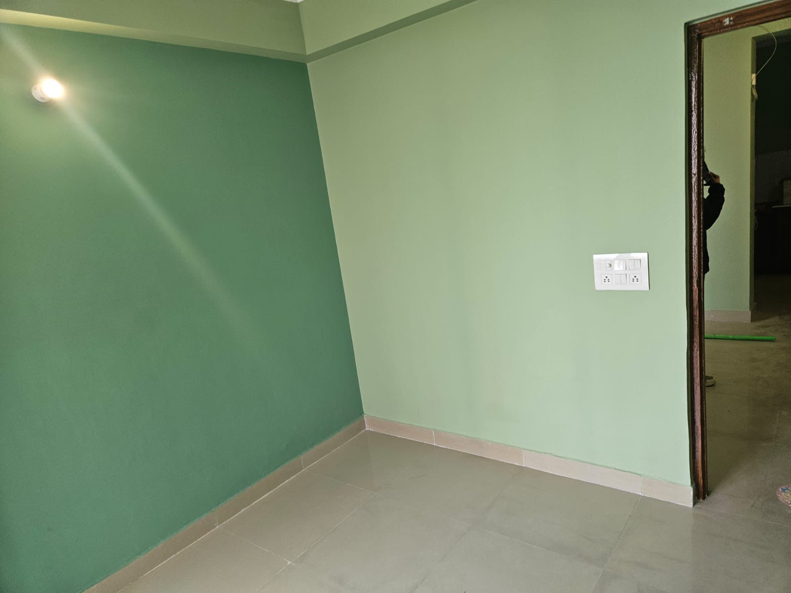 Spring Meadows : 3 BHK Semi Furnished Flat For Rent in TechZone 4, Noida Extension