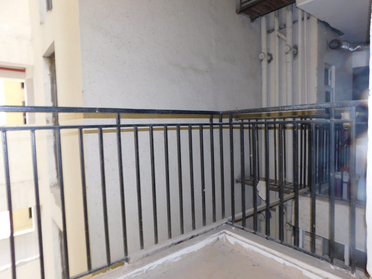 Spring Meadows : 4 BHK Fully Furnished Flat For Rent in TechZone 4, Noida Extension 