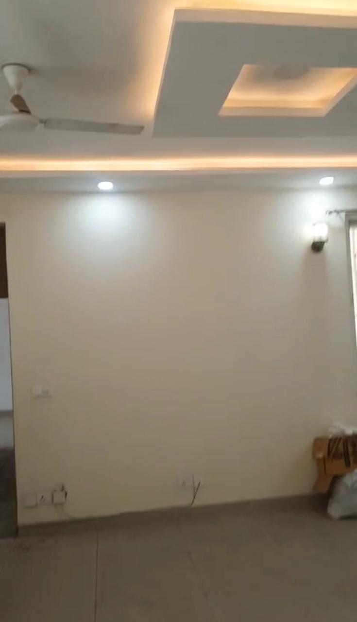 Stellar Jeevan : 3BHK Semi Furnished Flat For Sell in Sector 1, Noida Extension, Bisrakh Jalalpur