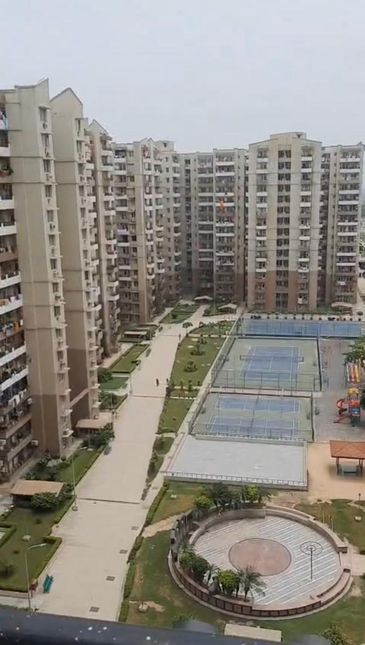 Stellar Jeevan : 3BHK Semi Furnished Flat For Sell in Sector 1, Noida Extension, Bisrakh Jalalpur