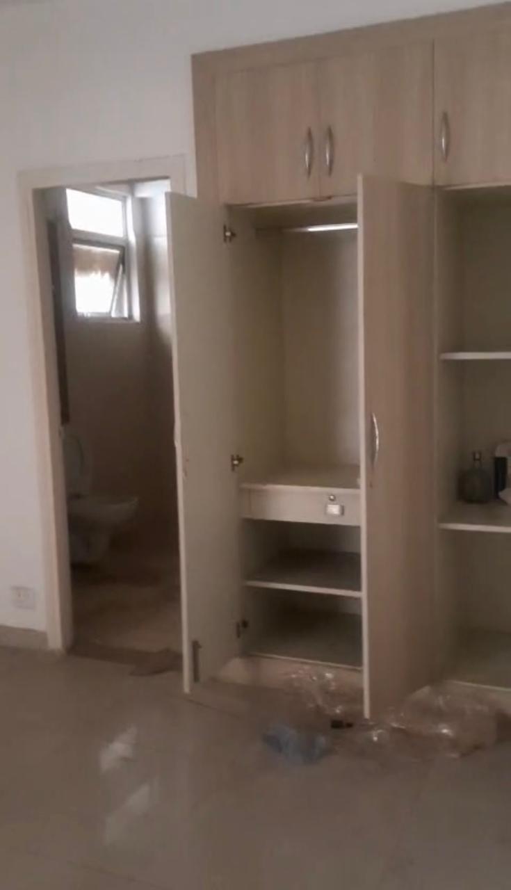 Stellar Jeevan : 4BHK Semi Furnished Flat For Sell in Sector 1, Noida Extension, Bisrakh Jalalpur