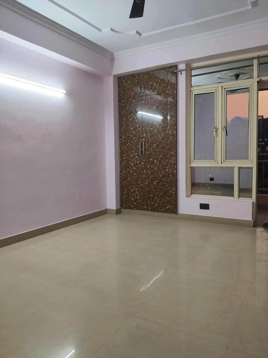 Supertech Eco Village 2 : 2 BHK Semi Furnished Flat For rent in Sector 16B, Noida Extension