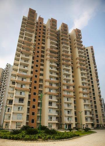 Supertech Eco Village 2 : 2 BHK Semi Furnished Flat For rent in Sector 16B, Noida Extension