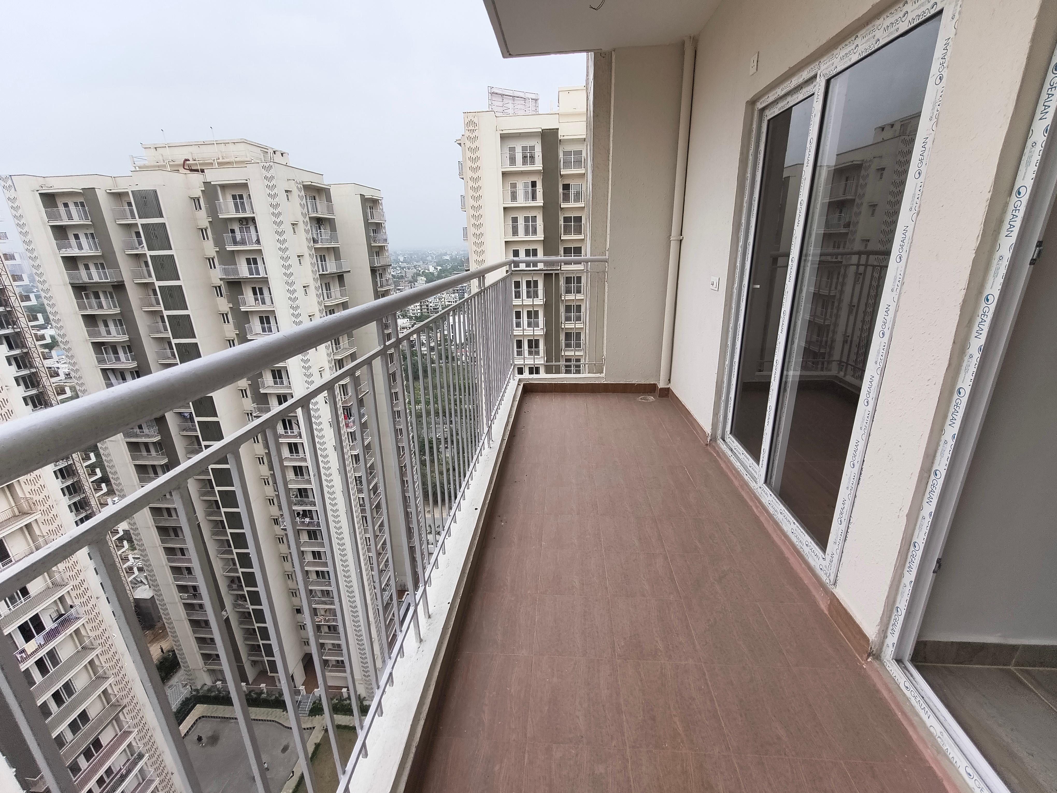 Trident Embassy Reso : 3 BHK Semi Furnished Flat For Rent in Sector 1, Noida Extension, Bisrakh Jalalpur